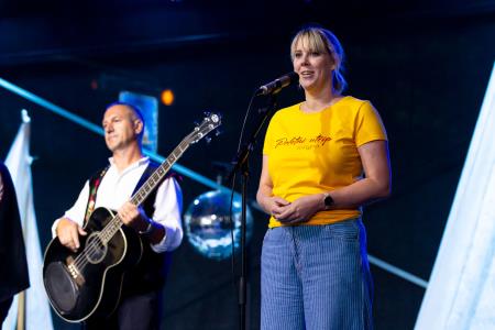 zaključek Poletnega utripa Postojna _ klapa More (1)